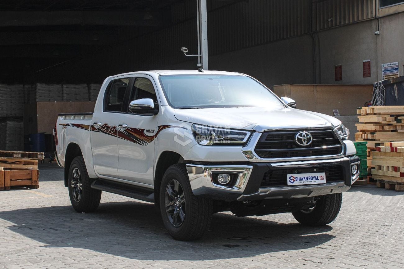 تويوتا هيلوكس GLX 2.7L PETROL GLXS-G 4WD MT DC 2026MY