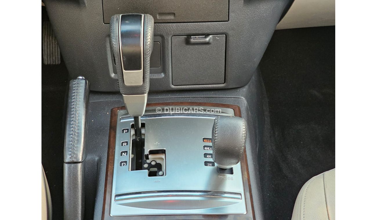 Mitsubishi Pajero PAJERO V6 / 3.8L / 1 YEAR WARANTY / INSURANCE - REGISTERATION FREE (LOT # 15708 )