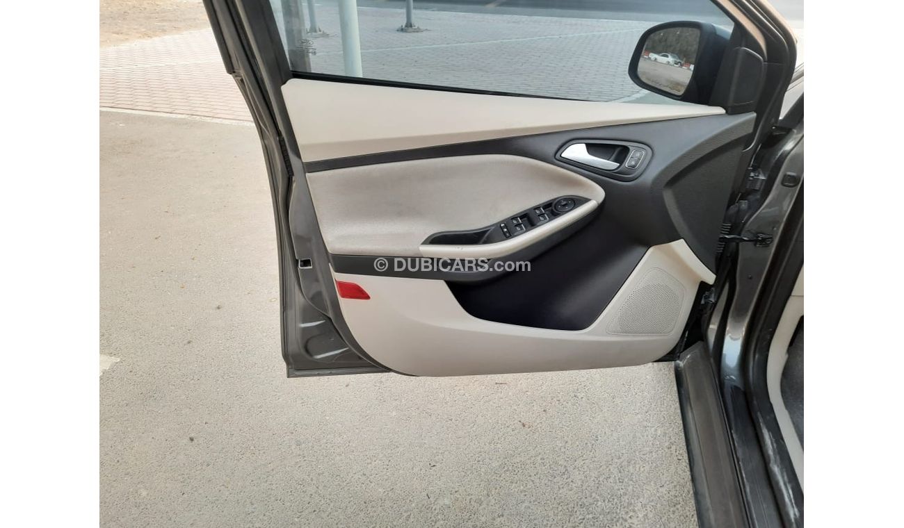 Ford Focus Ford focus 2015 g cc full options