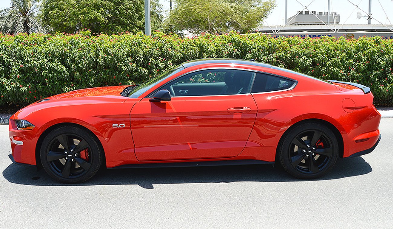 فورد موستانج 2019 GT Premium, 5.0 V8 GCC, Digital Cluster, 0km w/ 3Yrs or 100K km WTY + 60K km SERV from Al Tayer