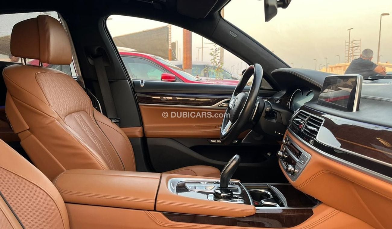 BMW 750Li Full options GCC X drive Dynamic