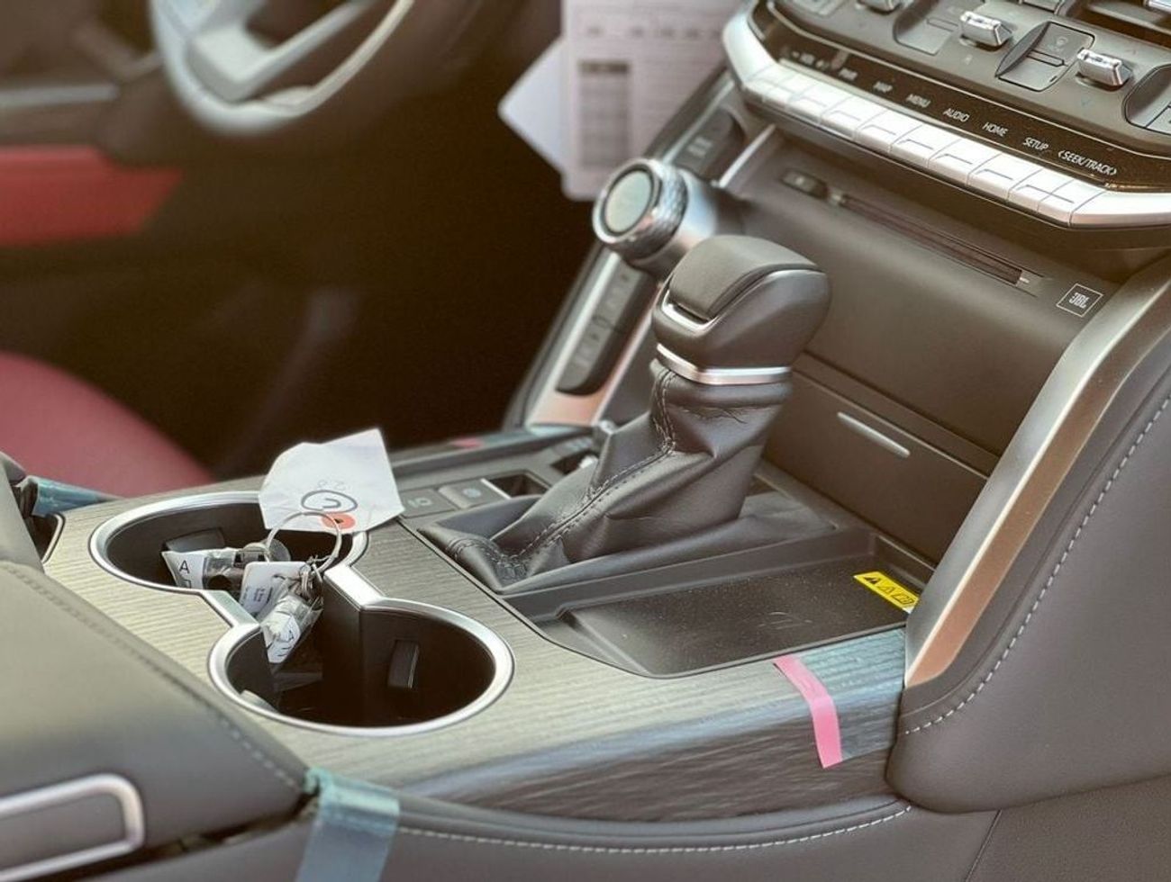 Toyota Land Cruiser TOYOTA LAND CRUISER VXR  (300 SERIES) 3.5 L 4WD