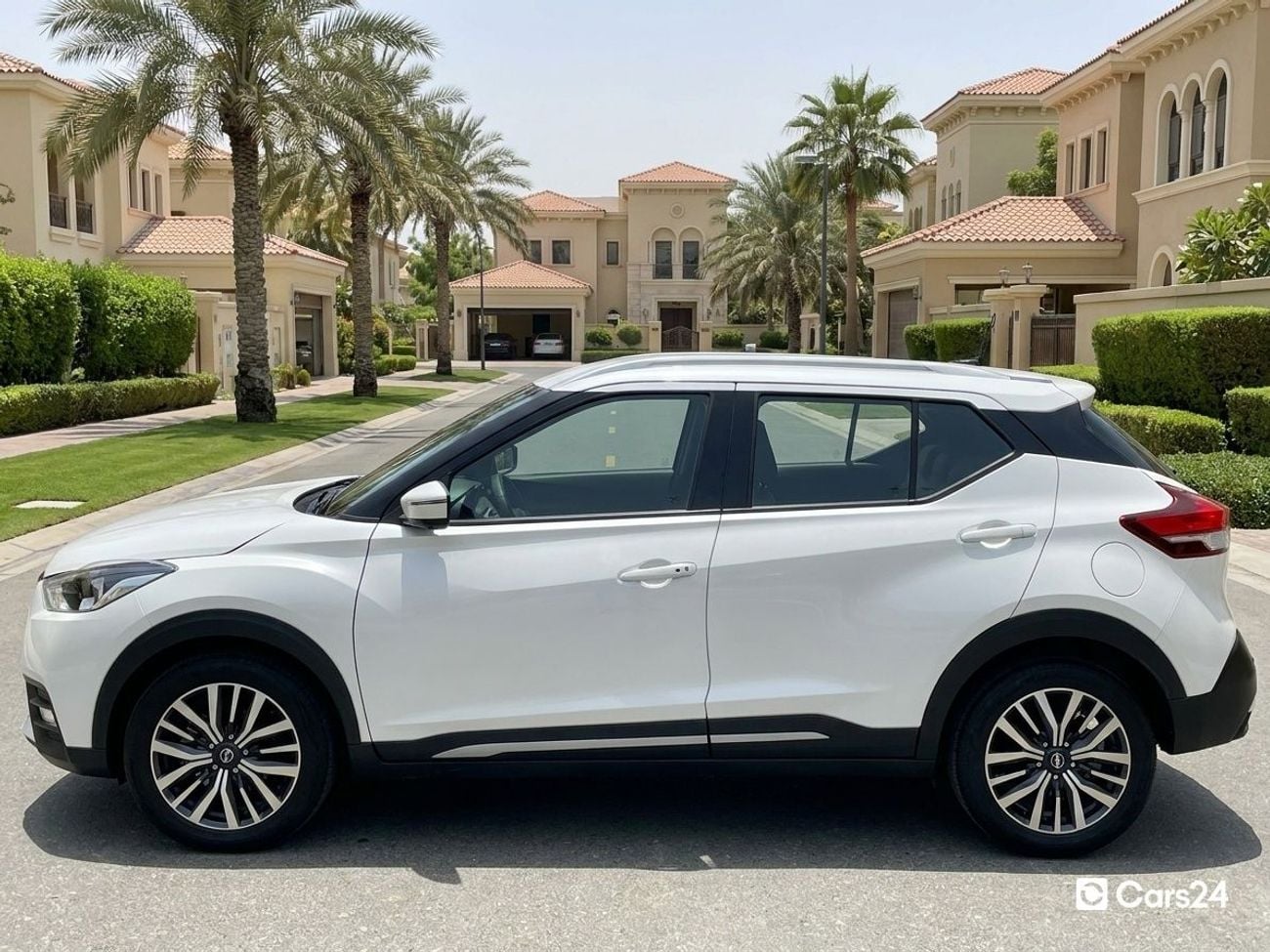 Nissan Kicks 1.6L 2024 | 0 DP | 873/Month | 30 Day Return | Service History