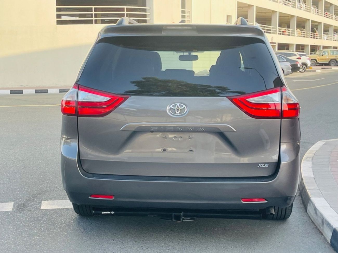 Toyota Sienna Xle  full option