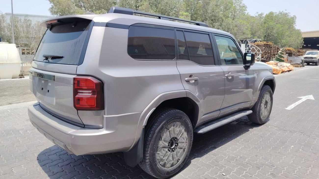Toyota Prado Toyota Prado Luxury+ Petrol 2.4L 2025