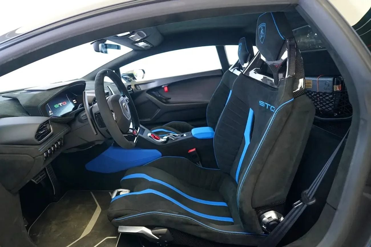 Lamborghini Huracan STO