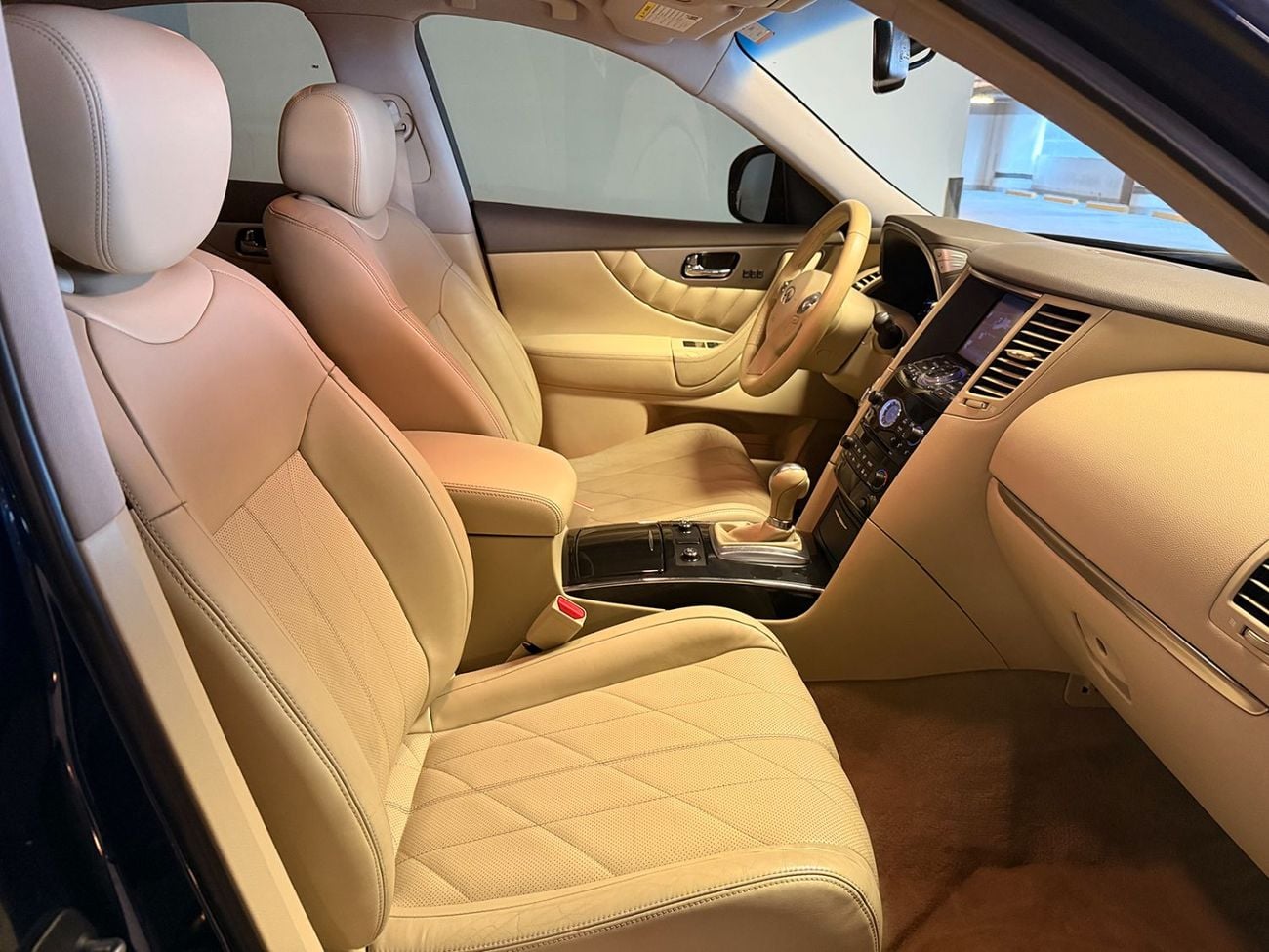 إنفينيتي QX70 EXCELLENCE