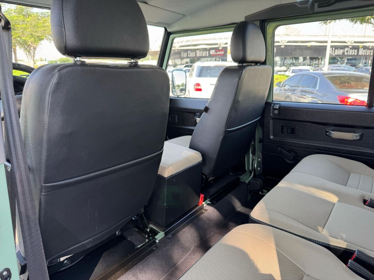 Land Rover Defender **2016**SAME BRAND NEW GERMAN SPEC