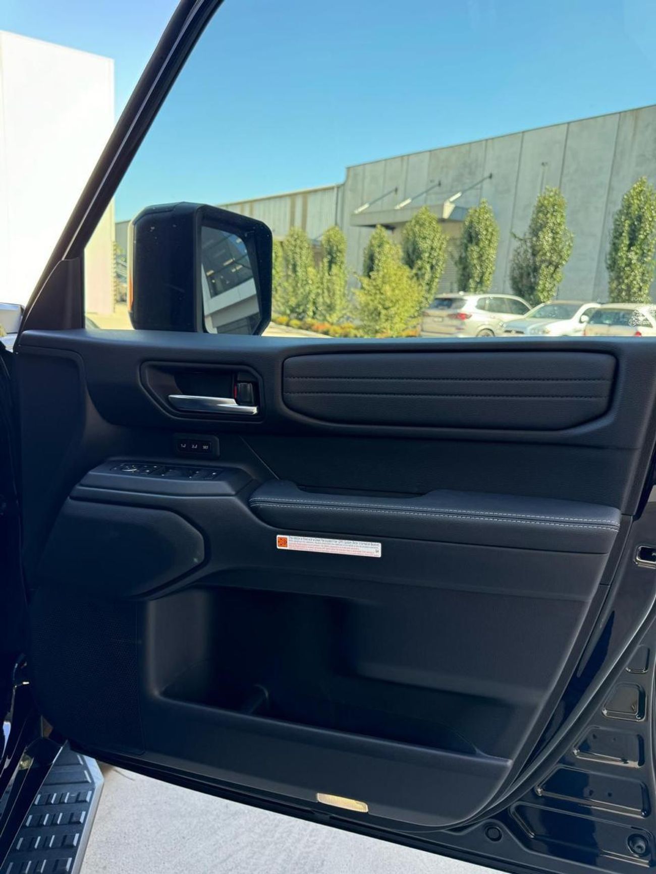 Toyota Prado BRAND NEW KAKADU BLACK EDITION | 2025 | 2800CC DIESEL ENGINE | 4WD | RHD | AUTOMATIC TRANSMISSION |