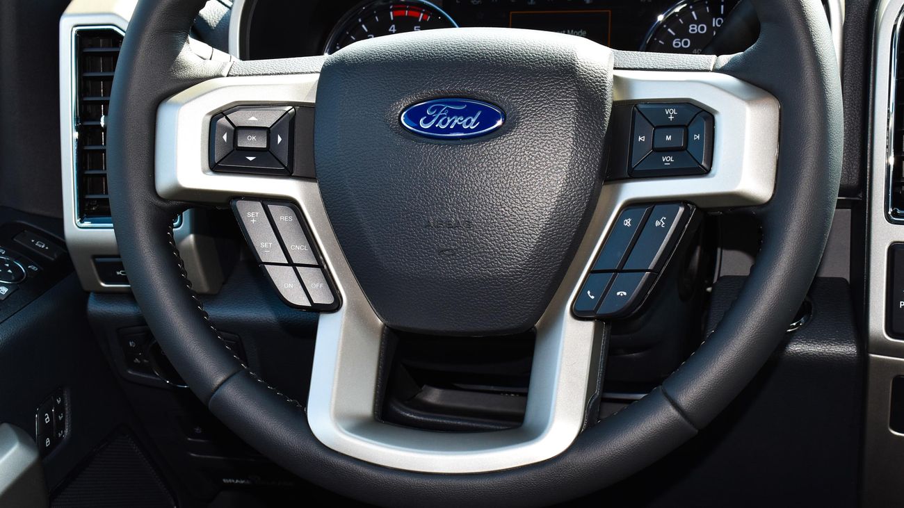 Ford F 350 LARIAT  POWER STROKE 6.7L DIESEL