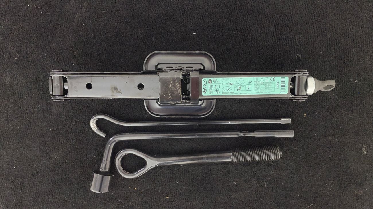 Hyundai Elantra SMART 1.6 | Zero Down Payment | Free Home Test Drive