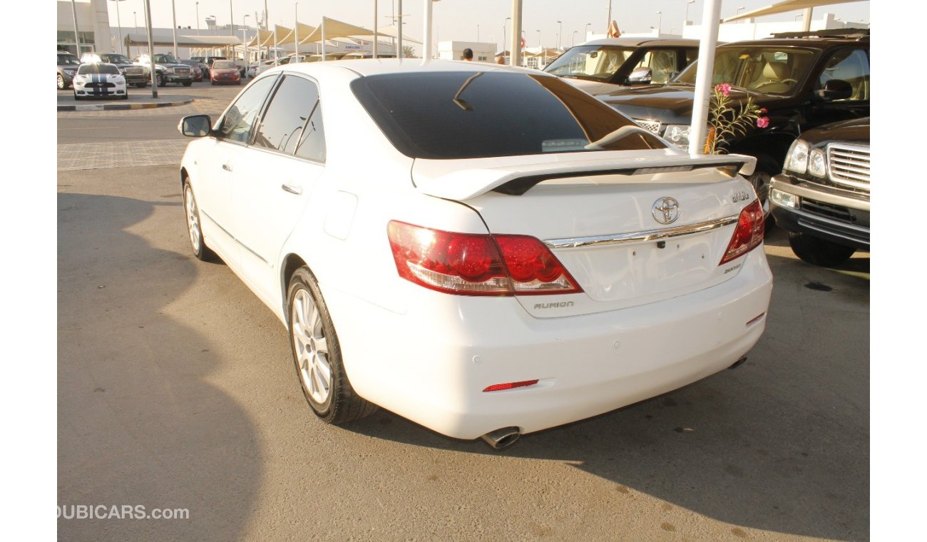 Toyota Aurion