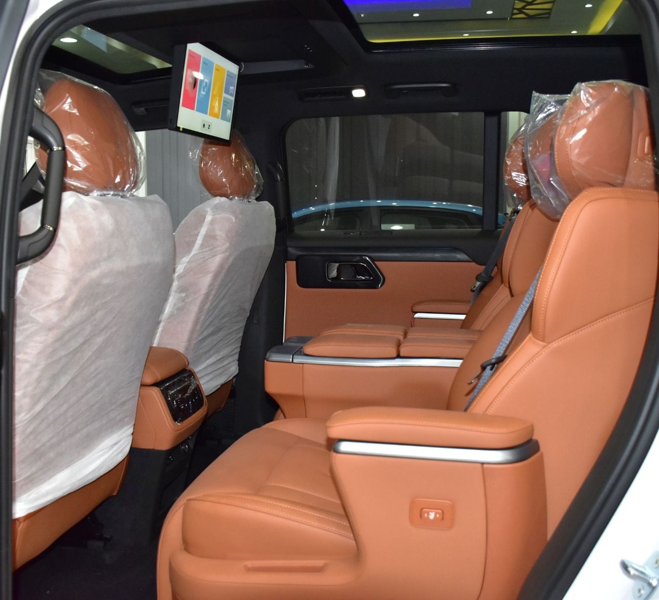 ROX 01 EXCELLENT DEAL for our ROX 01 V.I.P Long Range ( 2026 Model ) in White Color GCC Specs