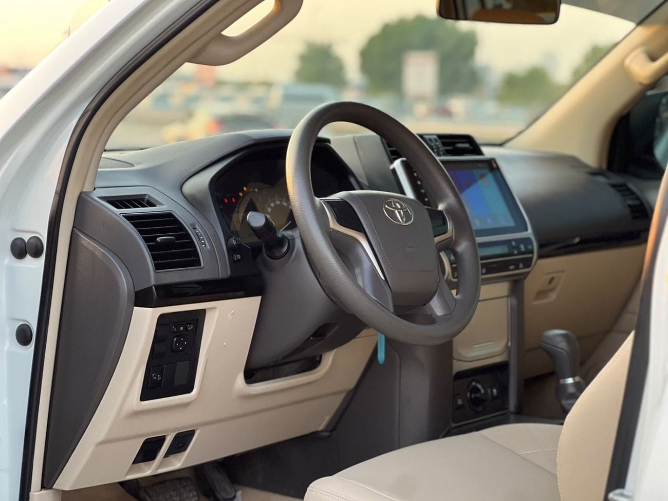 Toyota Prado 2018 Toyota Prado TXL 2.7L V4- AWD 4x4 - No accident  Rear Camera & Sensor -Leather Seat -