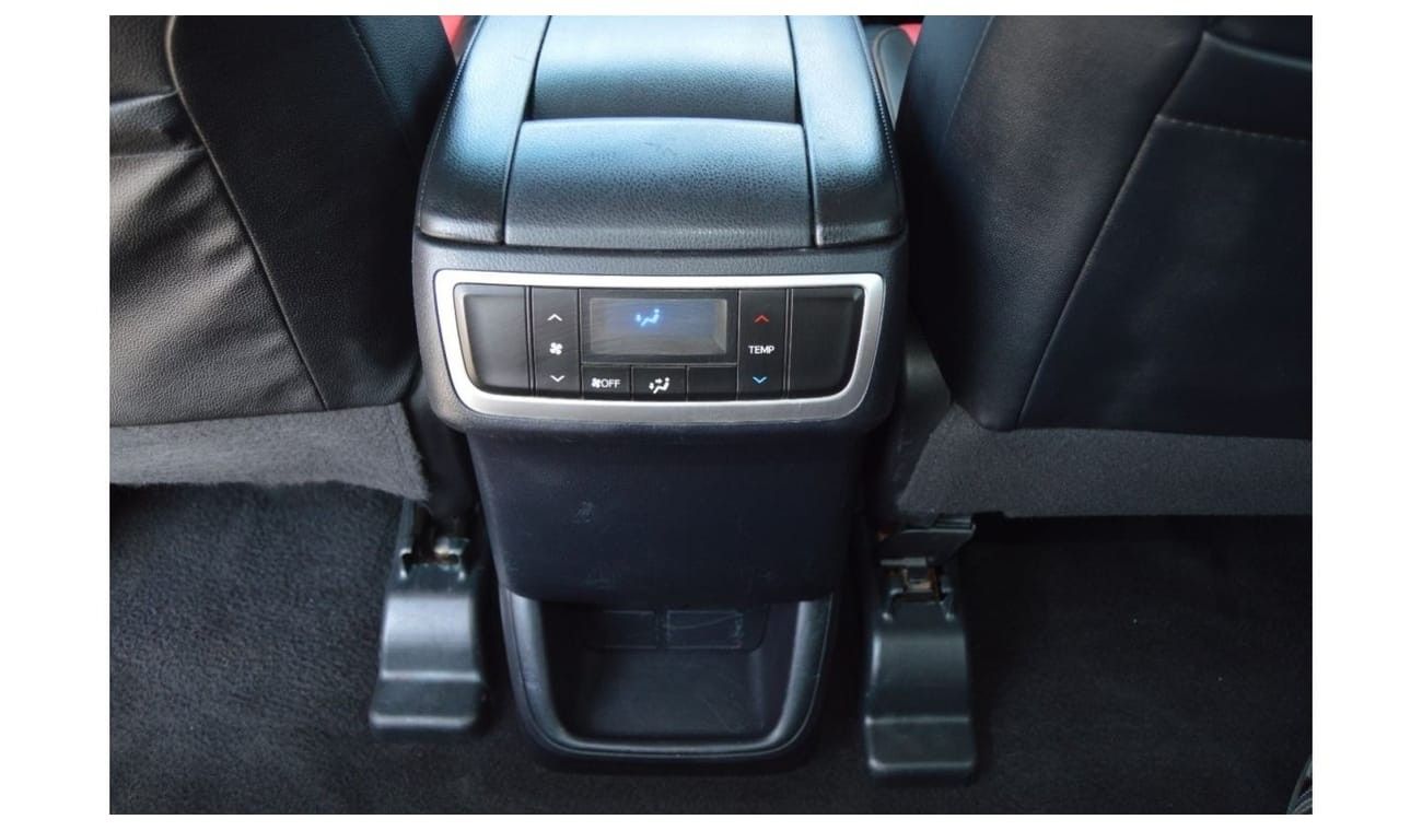 Toyota Kluger LE Perfect inside and out