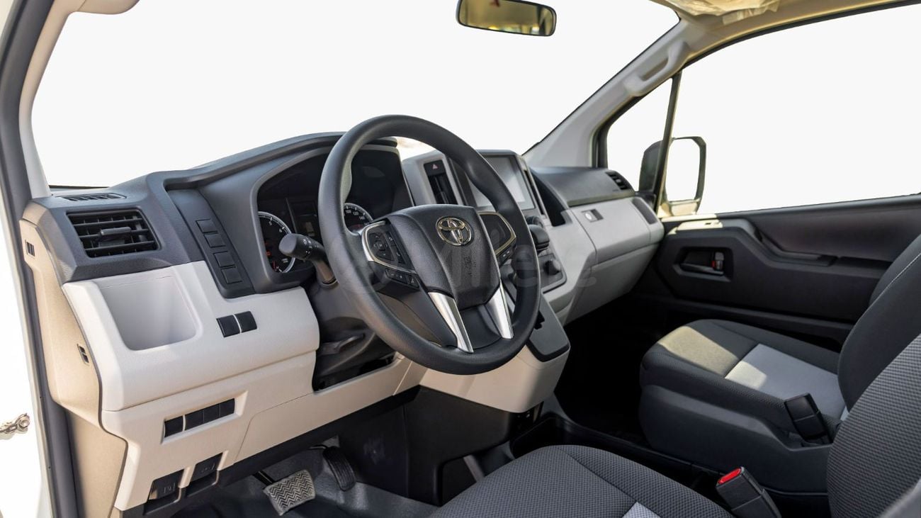 Toyota Hiace TOYOTA HIACE HR