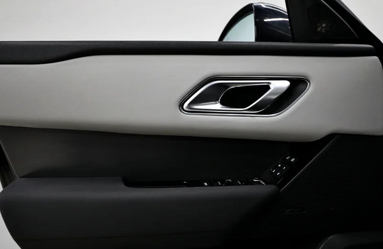 Land Rover Range Rover Velar GCC | 3,550 Monthly | Free Insurance + Registration | Under Warranty Till Ref#A380077