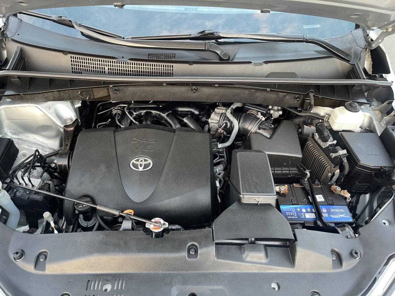 Toyota Highlander 2019 TOYOTA HIGHLANDER LE 4x4 IMPORTED FROM USA