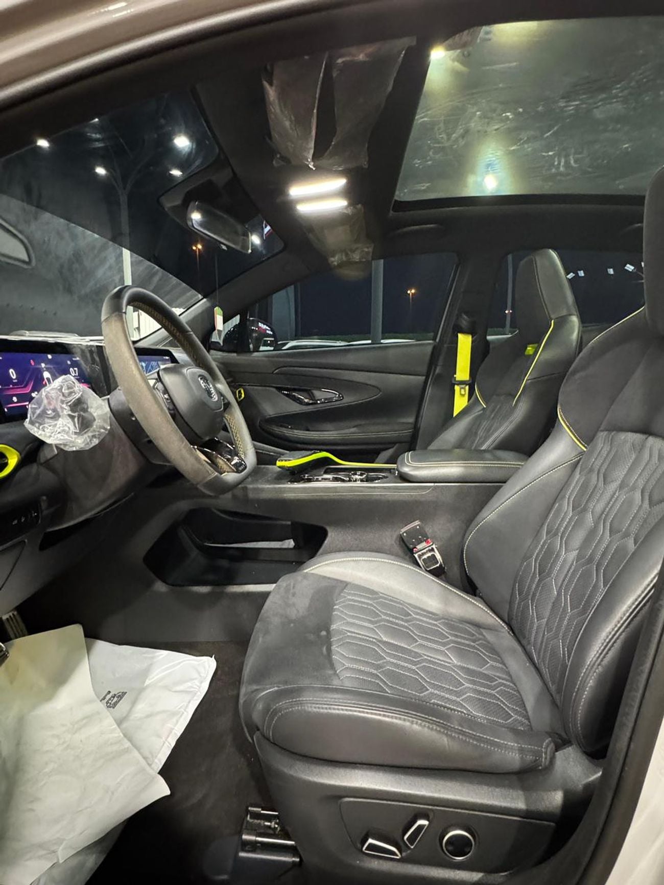 تشنجان أوني تي 1.5T Sport