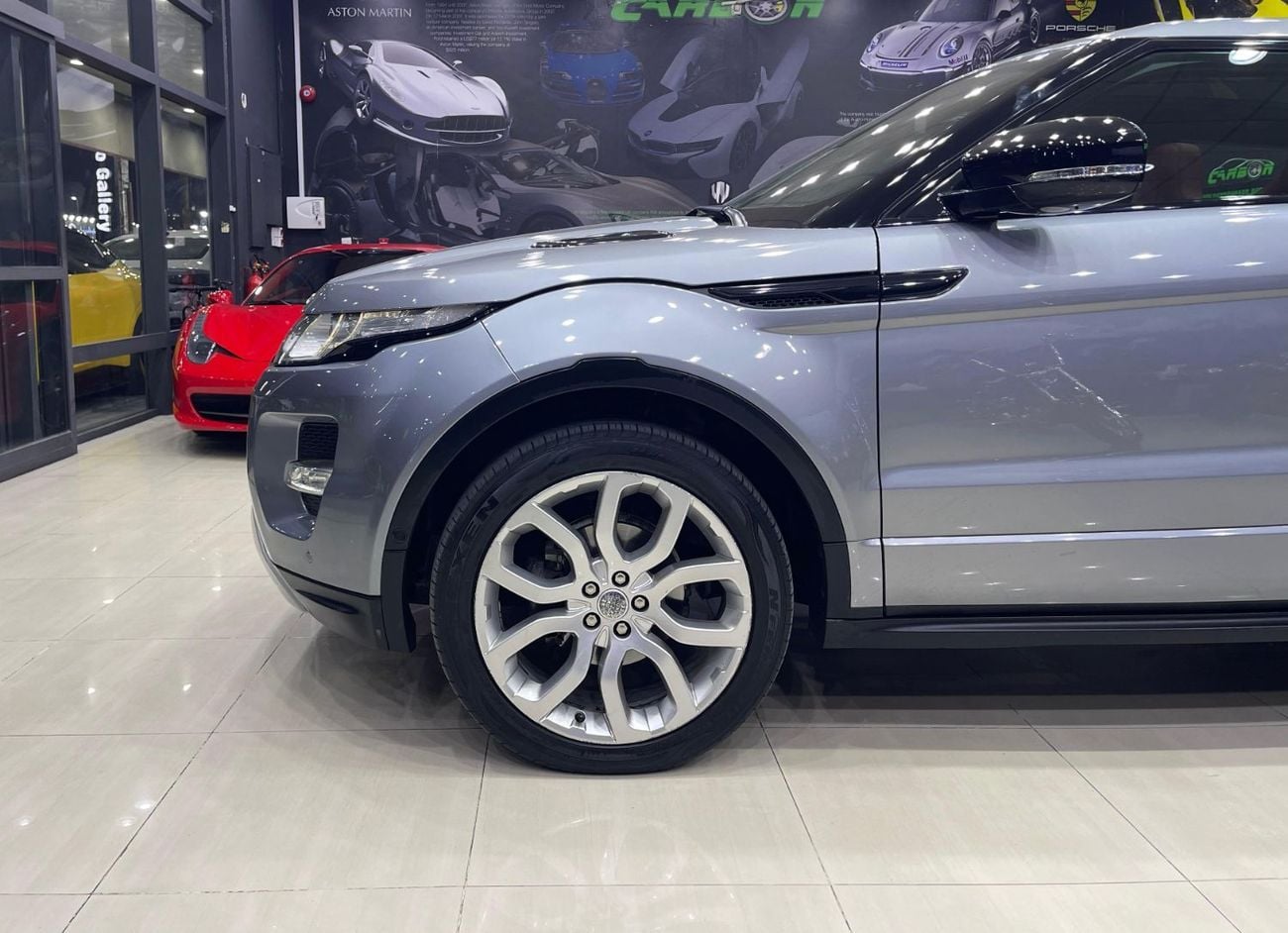 لاند روفر رانج روفر إيفوك STD Dynamic Plus 2.0L (3 Door)