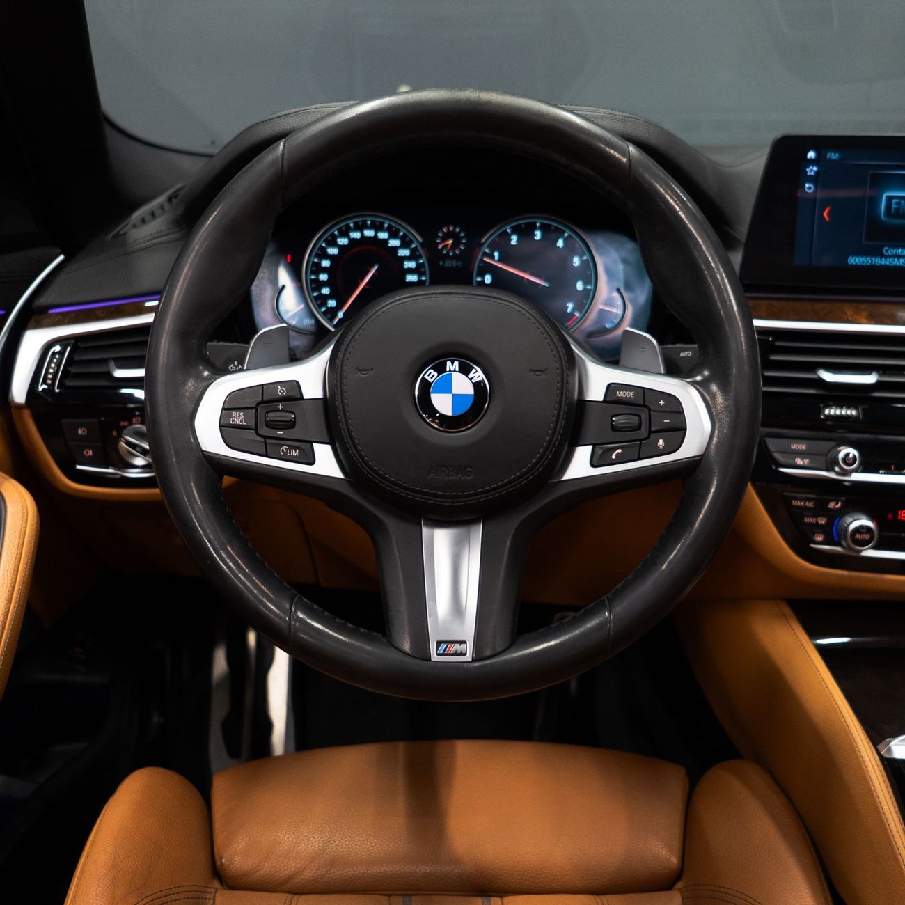 بي أم دبليو 530i M Sport 2.0L AED 2,572 pm • 0% Downpayment • BMW 530i M-Sport • 1 Year Warranty