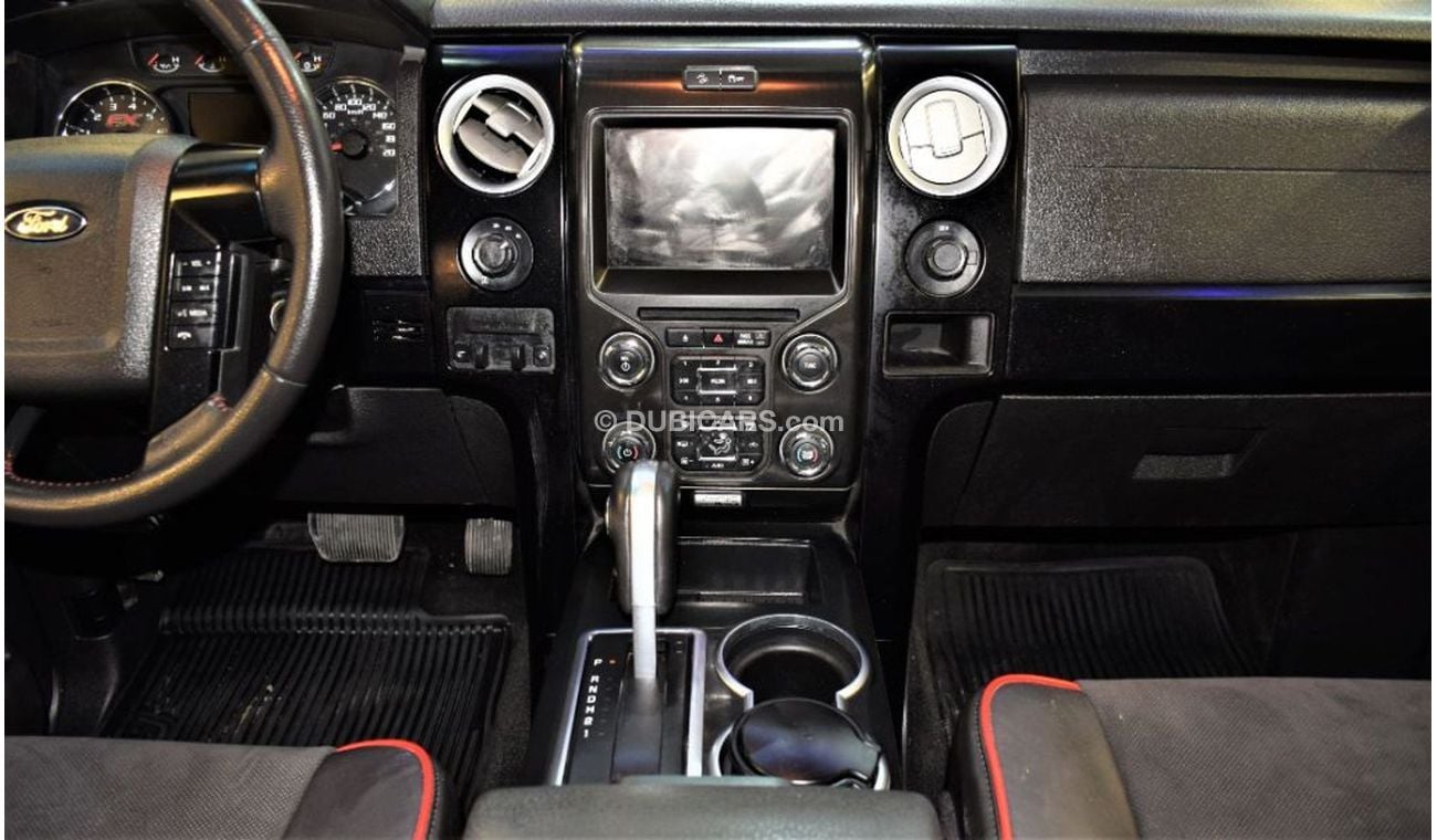 Ford F 150 FX4 2014 Model!! in Black Color! GCC Specs