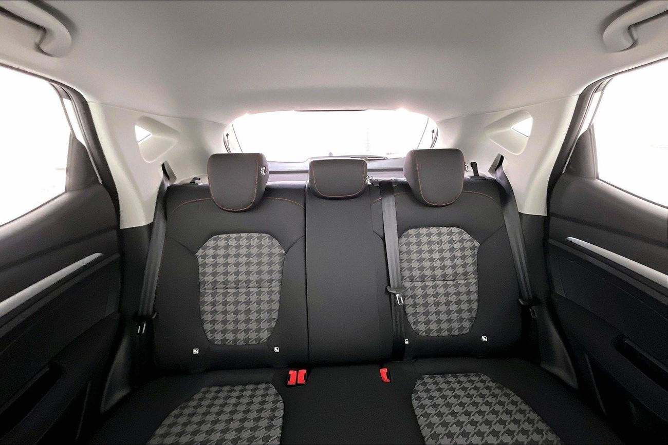 Volkswagen Touareg R-Line| 1 year free warranty | Exclusive Eid offer