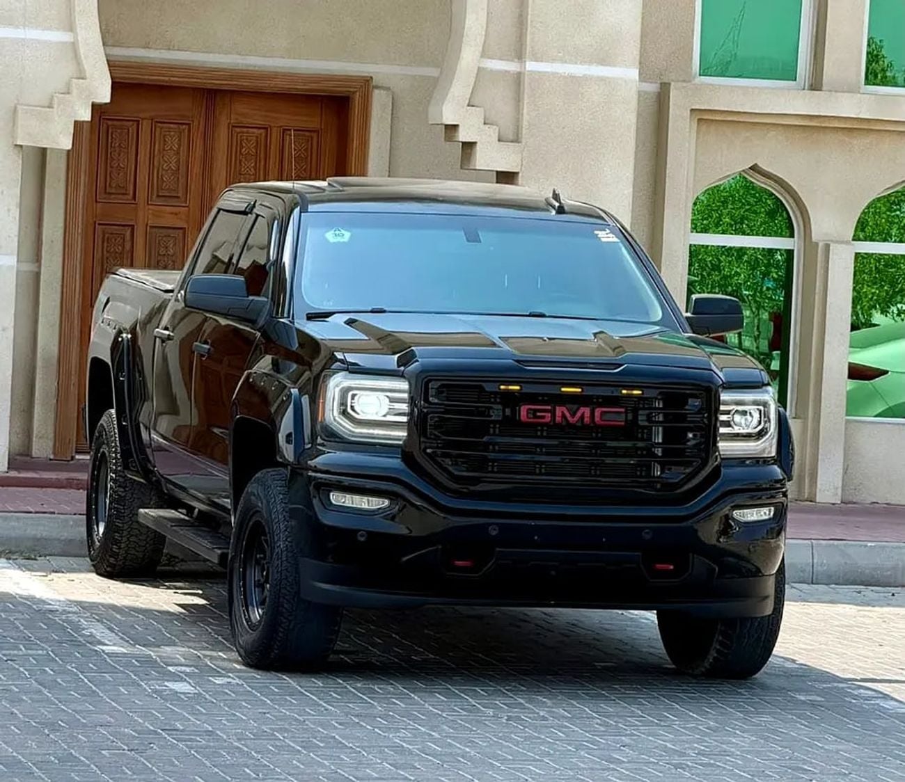 GMC Sierra 1500 CREWCAB SLT SLT American Specs Excellent Condition
