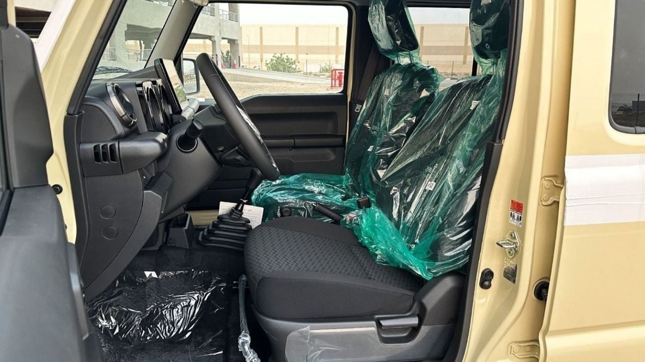 Suzuki Jimny SUZUKI JIMNY 1.5L GLX 5MT 4WD 5DR (Export Only)