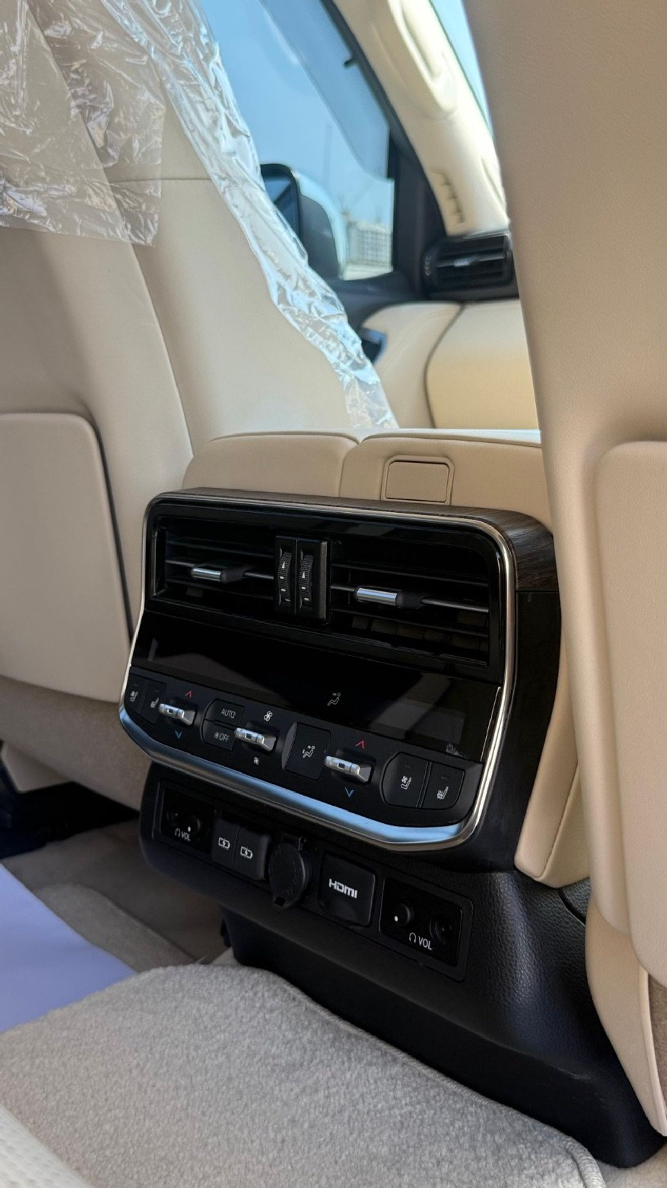 تويوتا لاند كروزر Sahara Export from Australia