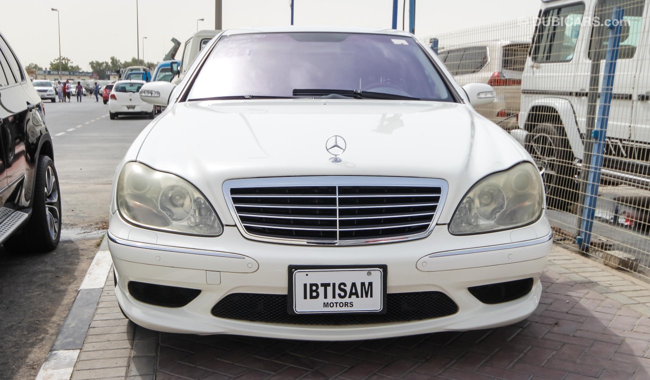 مرسيدس بنز S 500 With S65 AMG Badge