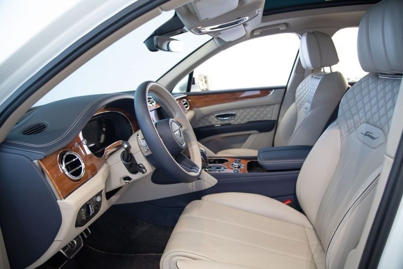 بنتلي بينتايجا Bentley Bentayga Speed Black Edition W12