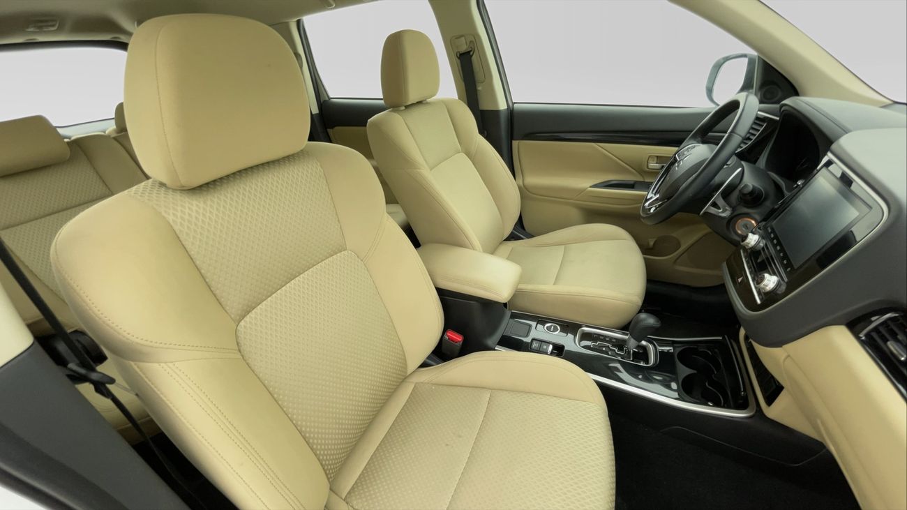 Mitsubishi Outlander GLX LOW LINE 2.4 | Zero Down Payment | Home Test Drive