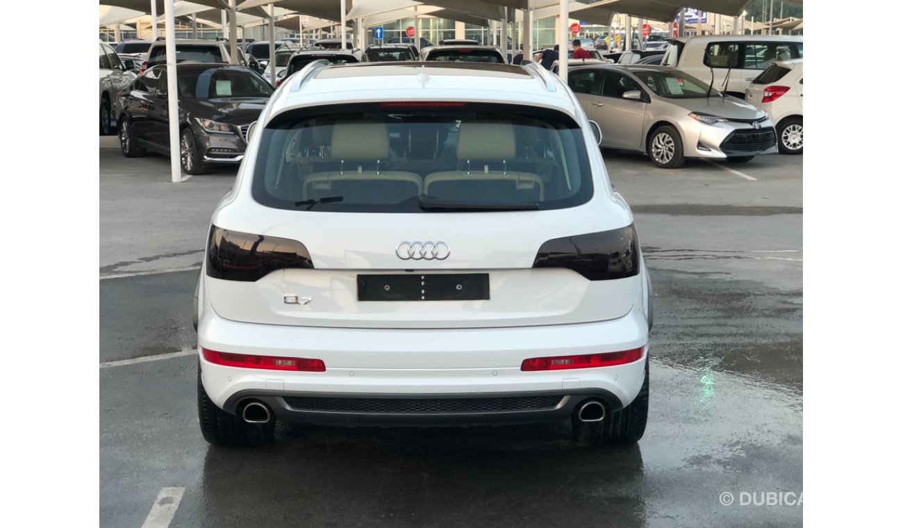 Audi Q7 AUDI Q7 MODEL 2013 GCC CAR PER CONDITION FULL OPTION PANORAMIC ROOF LEATHER SEATS BACK CAMERA