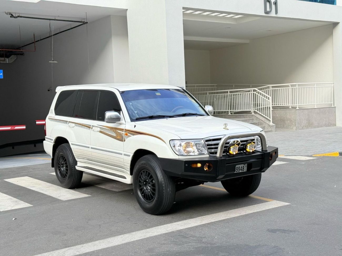 Toyota Land Cruiser TOYOTA LAND CRUISER GXR PETROL 4X4