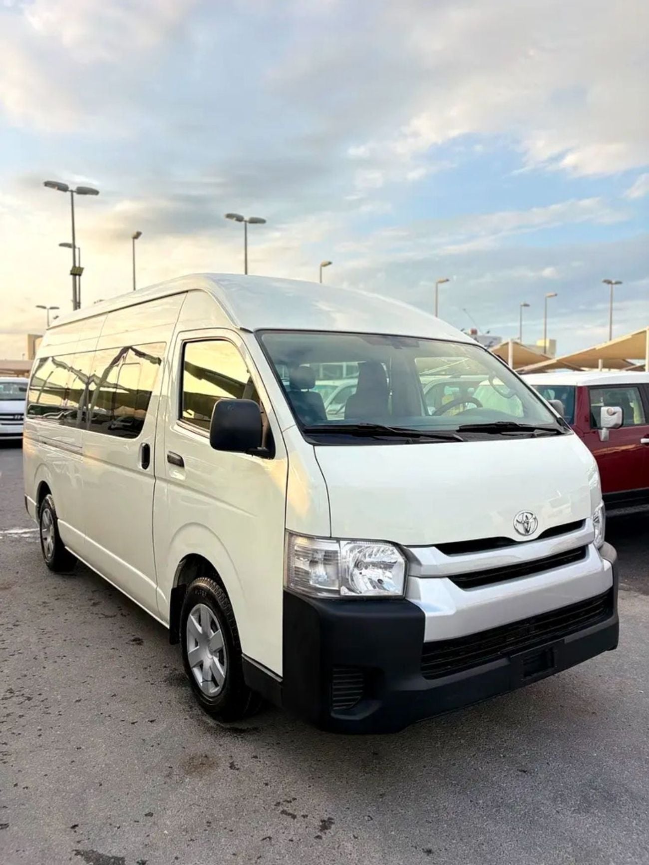 Toyota Hiace DX