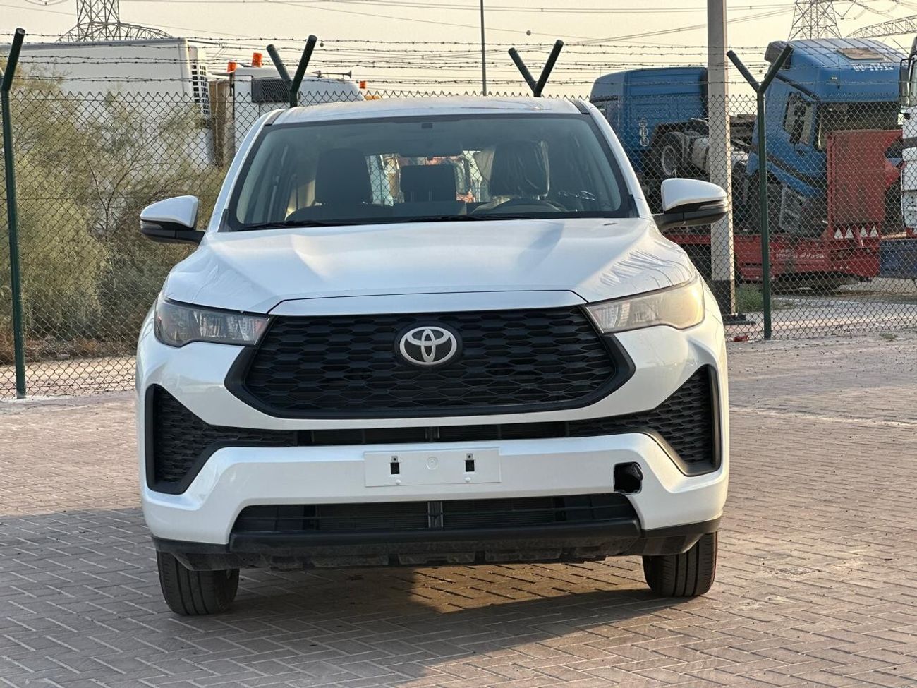 Toyota Innova 2024, PETROL 2.0L 0KM, GCC SPEC, 8-SEATERS, EXPORT PRICE