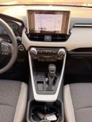تويوتا راف ٤ XLE 2.5 L | sunroof, push start low mileage full option