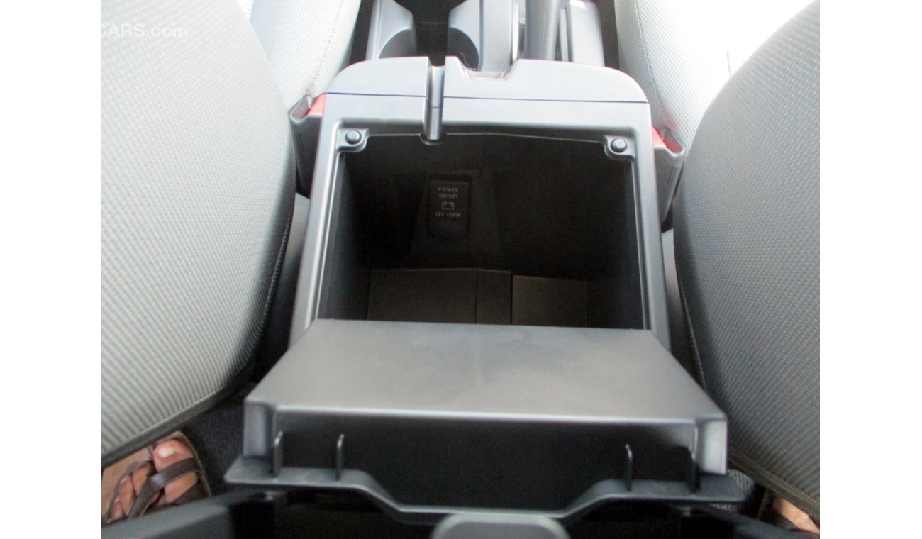 Mitsubishi L200 2.4L Petrol Double Cab 4WD STD Manual (EXPORT OUTSIDE GCC COUNTRIES)