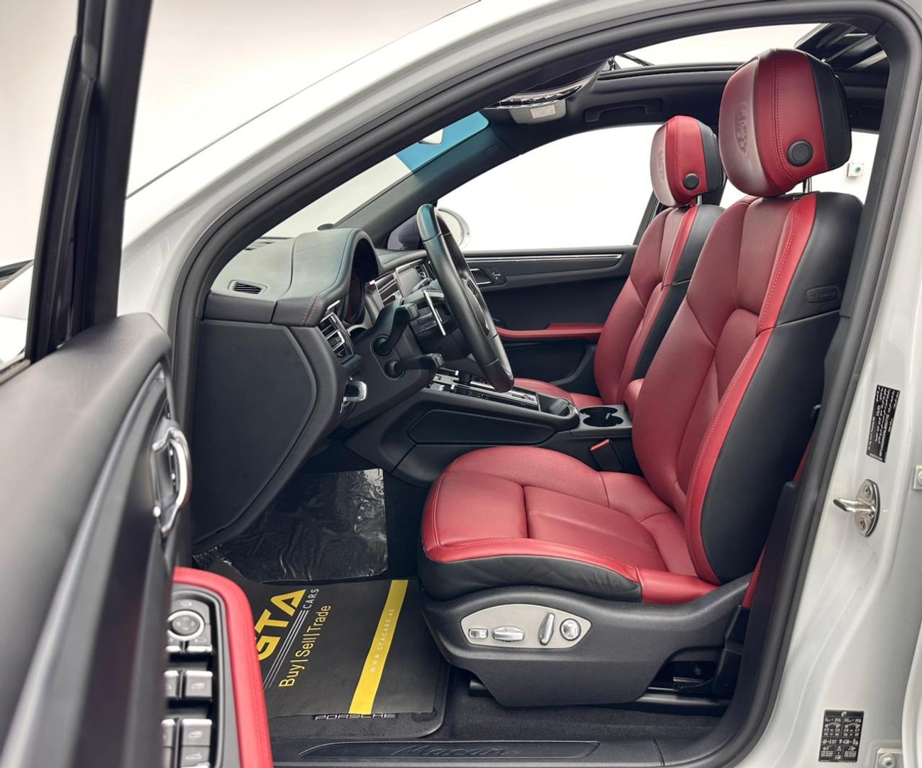 Porsche Macan Std 2.0L (252 HP) 2022 Porsche Macan, 1 Year Warranty Unlimited KM , Porsche Full Service History, G