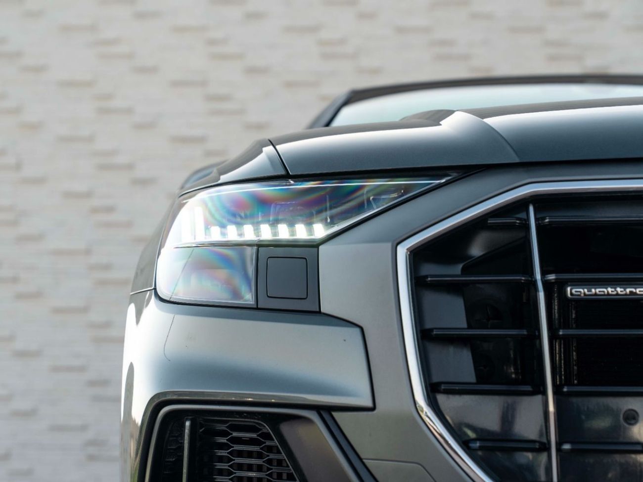 Audi Q8 55 TFSI quattro Luxury 3.0L (340 HP)