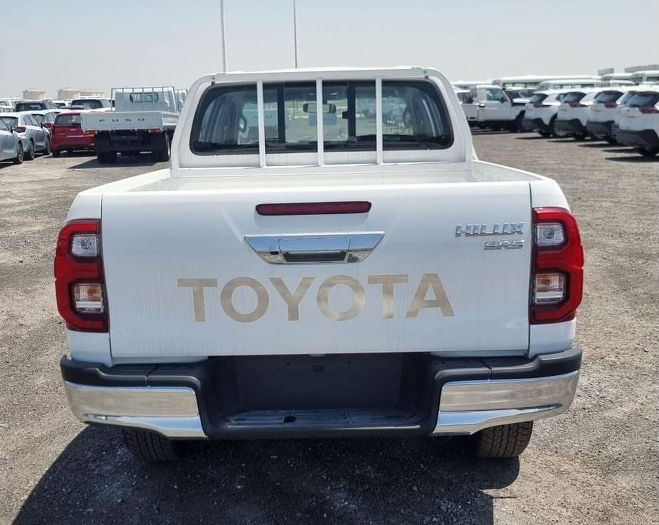 Toyota Hilux TOYOTA HILUX 2.4 DSL AUTOMATIC WITH PUSH START 2025 MODEL