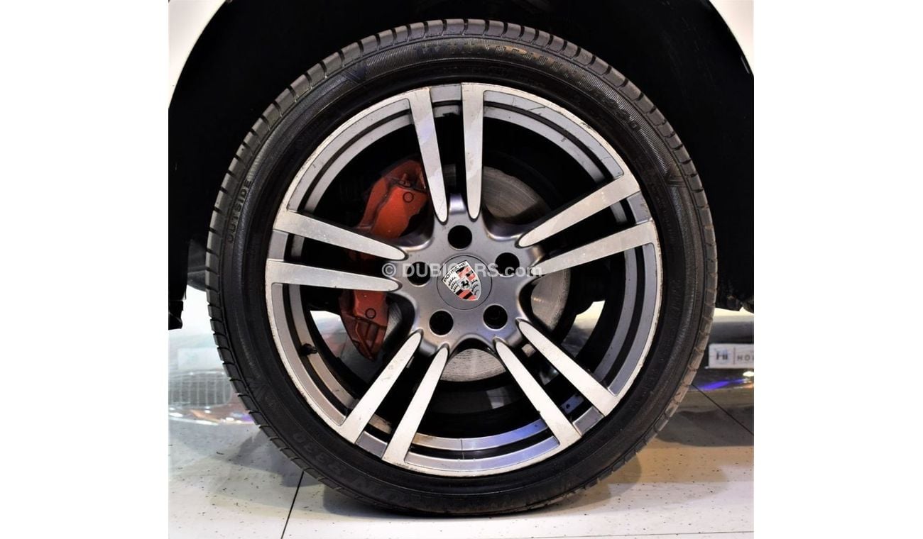 Porsche Cayenne AMAZING Porsche Cayenne S 2006 Model! White Color! GCC Specs