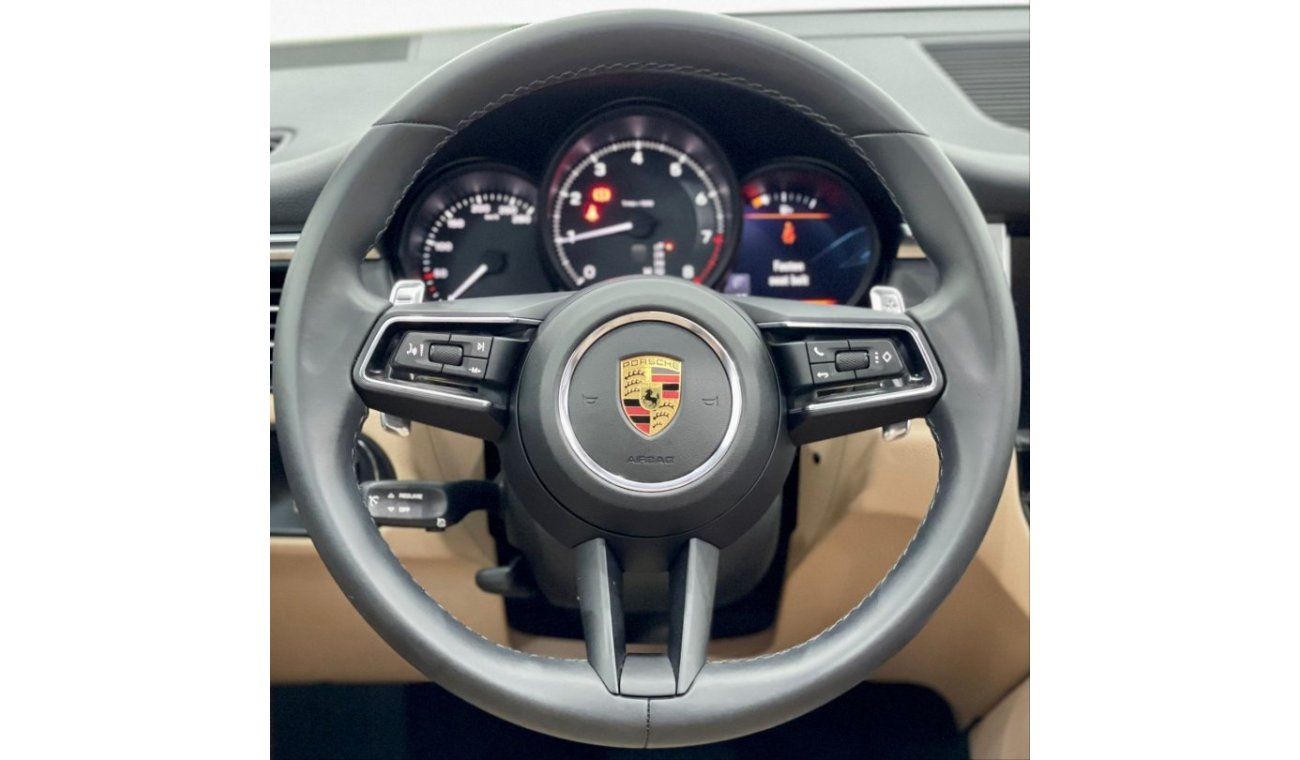 Porsche Macan Std 2022 Porsche Macan, ( Like Brand New ), One Year Porsche Warranty, GCC