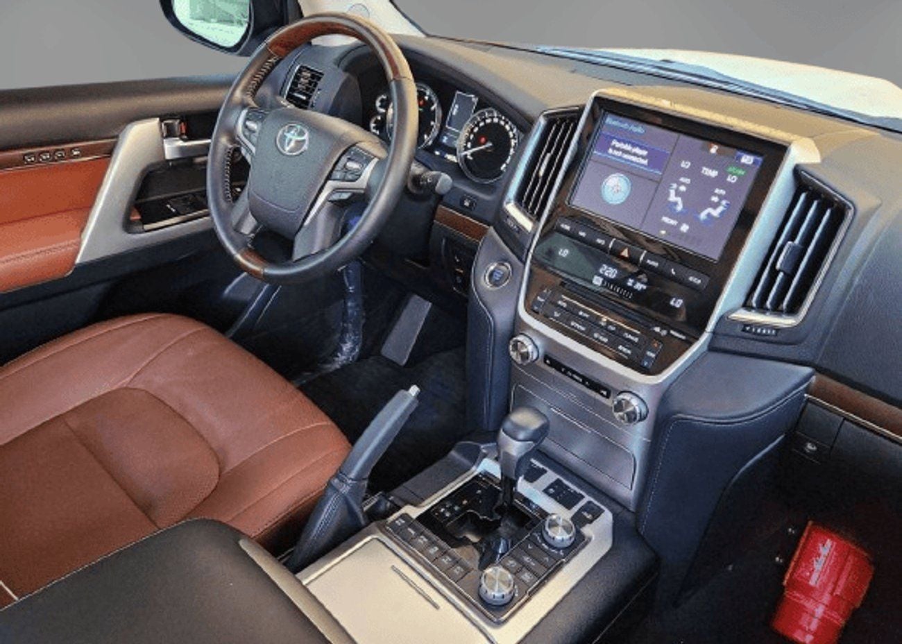 Toyota Land Cruiser VXR 5.7L 4WD VXR 5.7L-8CYL 4WD Grand Touring - Completely Agency Maintained - Low Mileage Al Futtaim