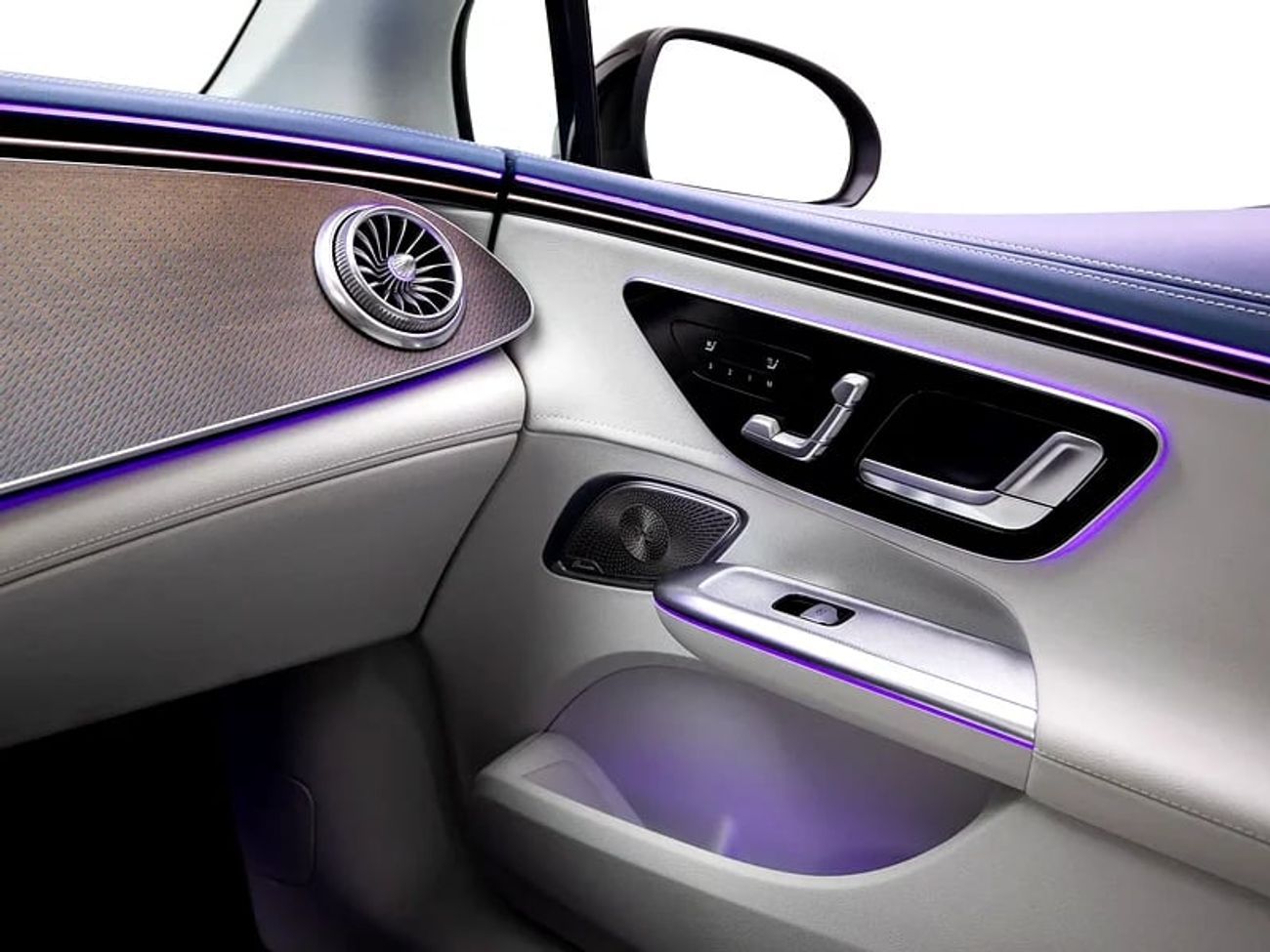 مرسيدس بنز EQE 350+