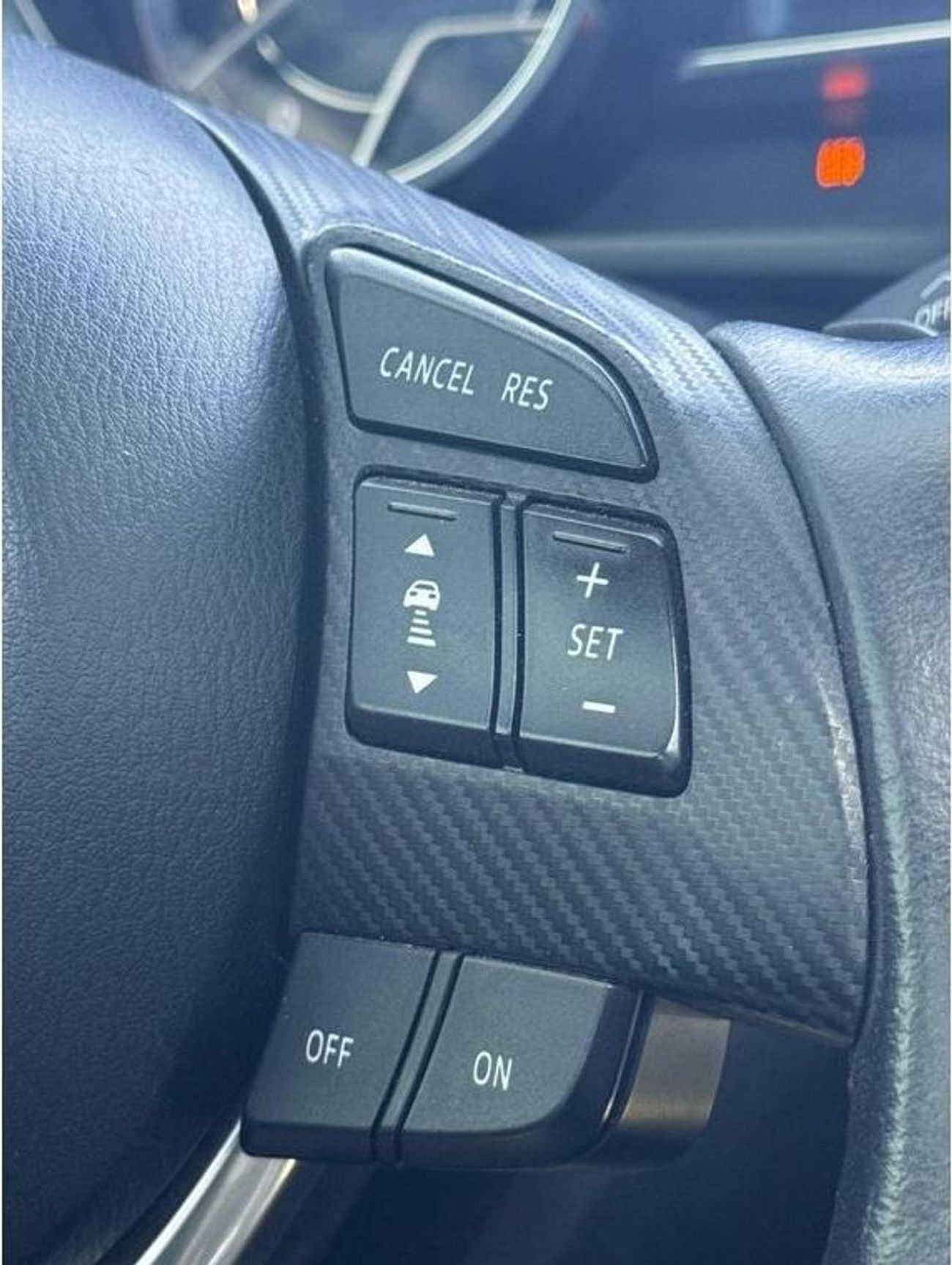 Mazda 3 R 2.0L (155 HP) Hatchback