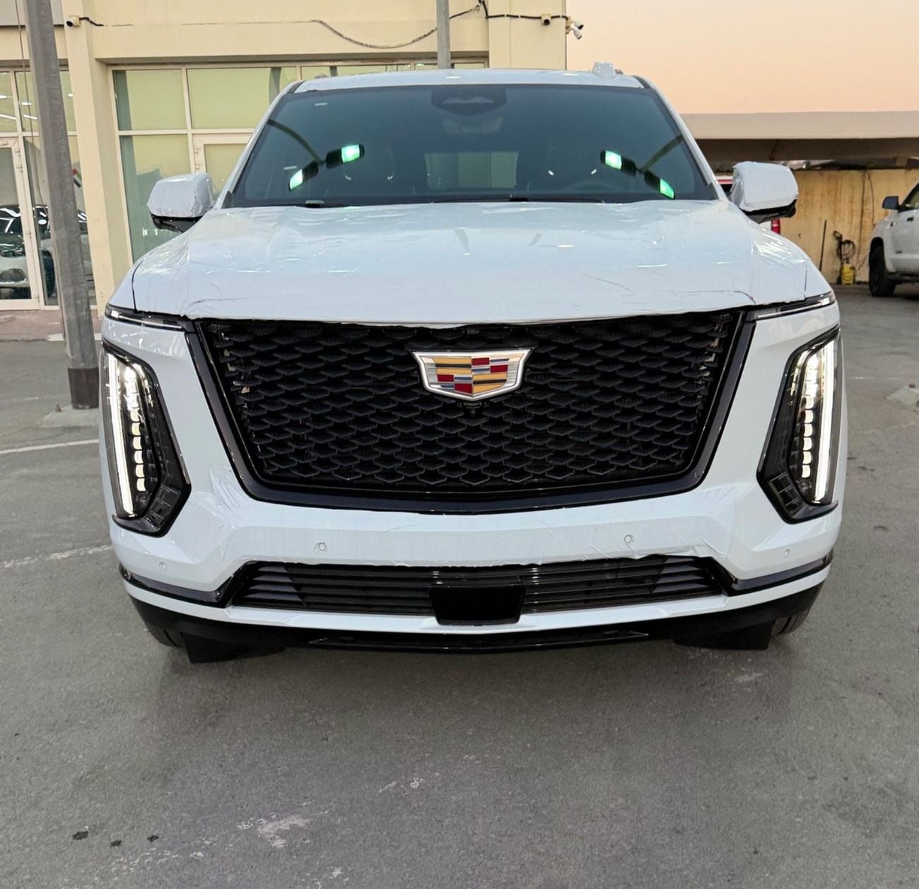 كاديلاك إسكالاد V SERIES