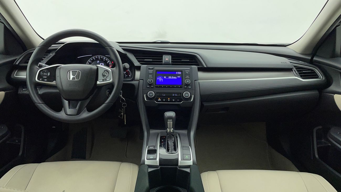 هوندا سيفيك DX 1.6 | بدون دفعة مقدمة | اختبار قيادة مجاني للمنزل