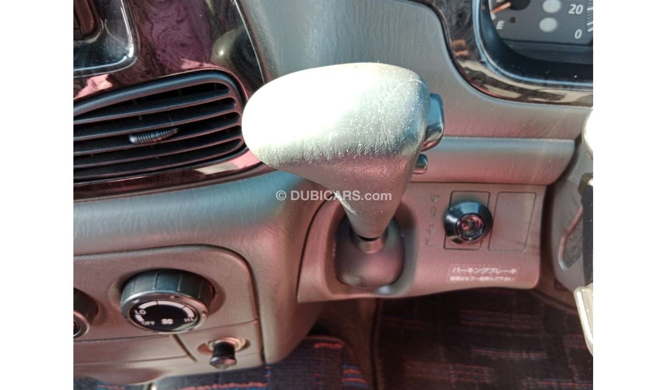 Toyota Noah TOYOTA NOAH RIGHT HAND DRIVE (PM1350)